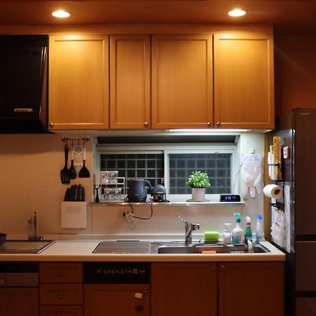 Niji Homestay Ōsaka Extérieur photo